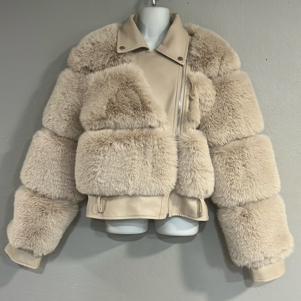 beautiful fur and leat jacket